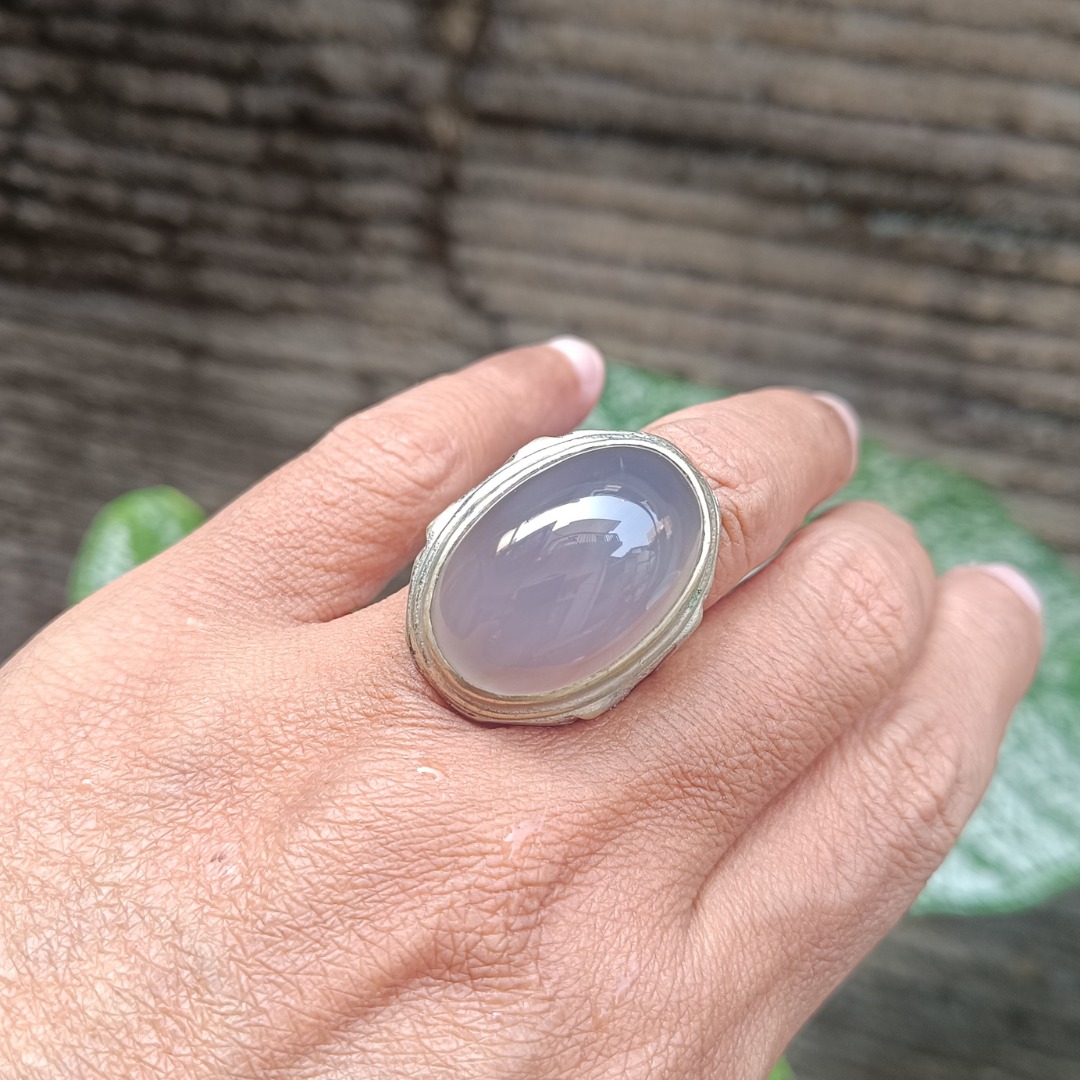 Cincin Batu Anggur semi warna lavender